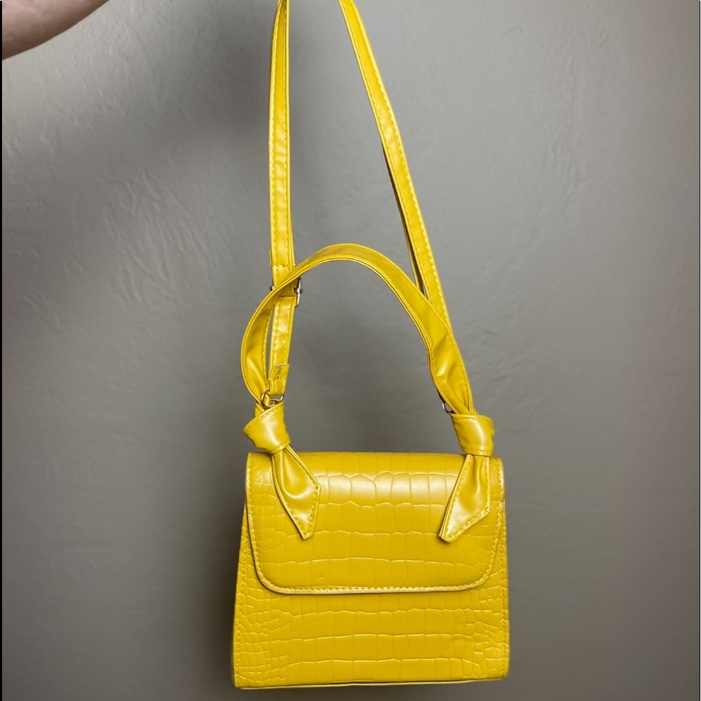 messenger bag 🐊 - Picture 2 of 5
